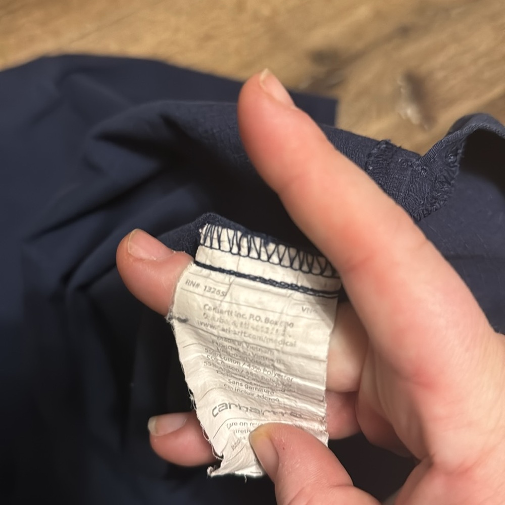 Carhartt navy scrub top medium - Picture 3 of 3
